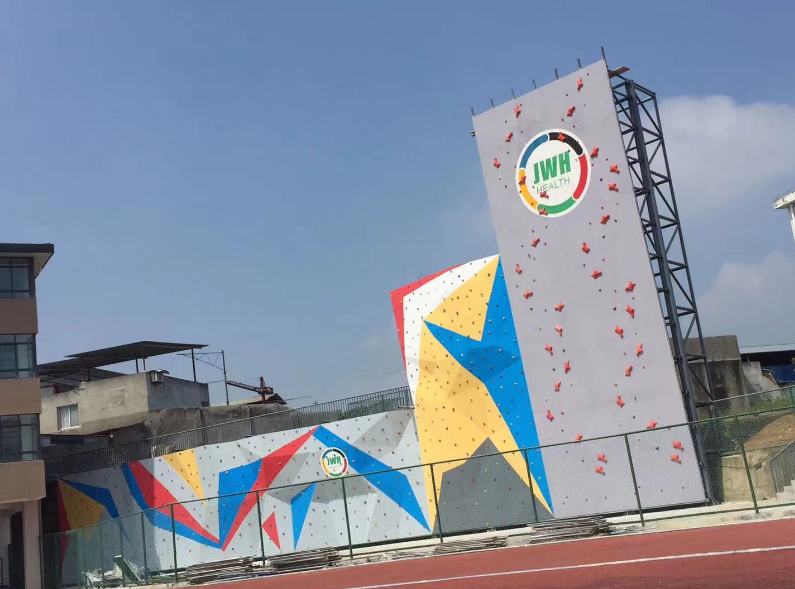 綿陽室外攀巖墻